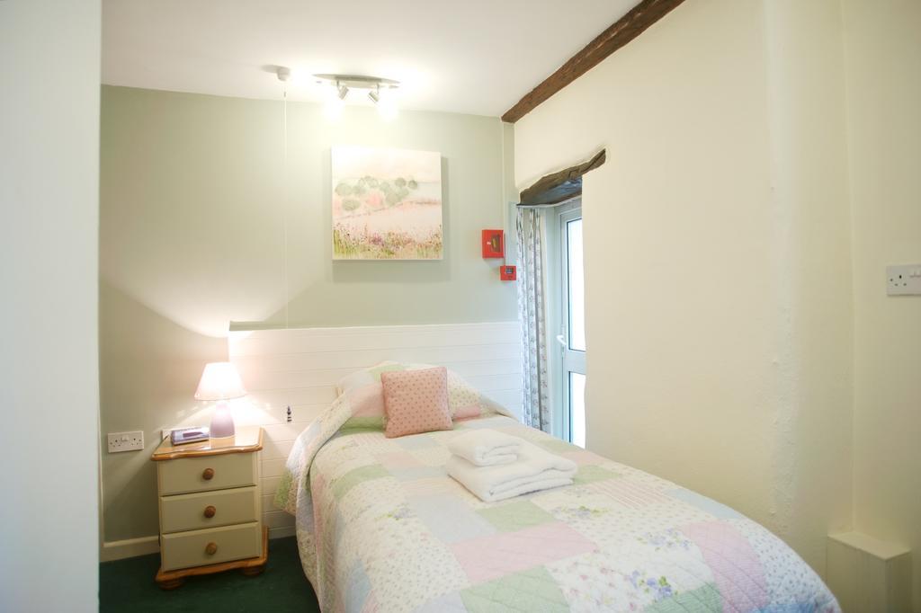 The Old Bridge House Hotel Looe Quarto foto